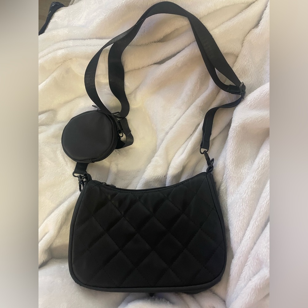 Quilted Cross Body Bag w/ Small Side Satchel
